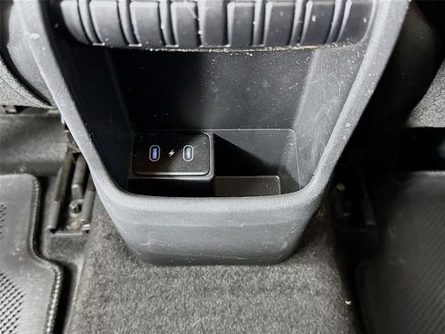 Used 2024 Hyundai Kona SEL FWD image 25