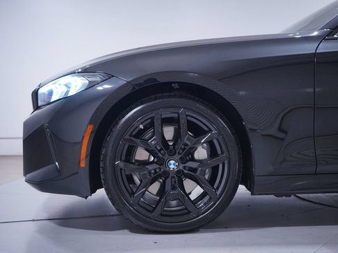 Used 2026 BMW 330i Sedan w/ M Sport Package RWD image 2