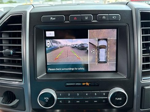 Used 2021 Ford Expedition Platinum image 34