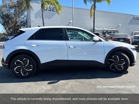 Used 2024 Hyundai Ioniq 5 SEL RWD image 4