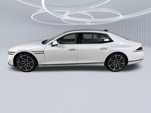 Used 2024 Genesis G90 3.5T AWD/4WD image 7