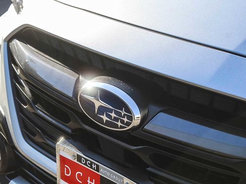 Used 2025 Subaru Outback Limited w/ Tech Package 2 image 9