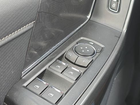 Certified 2022 Ford F150 XLT w/ Equipment Group 302A High image 12