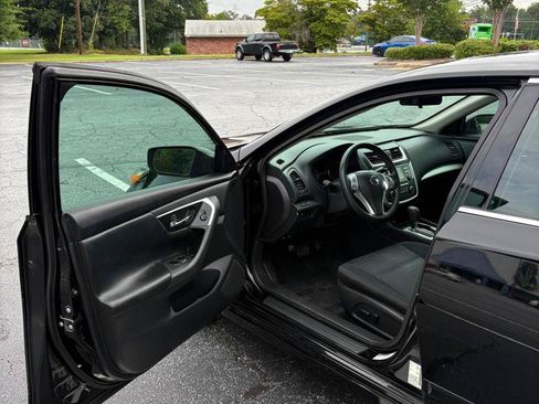Used 2016 Nissan Altima 2.5 S w/ Power Driver Seat Package FWD image 9