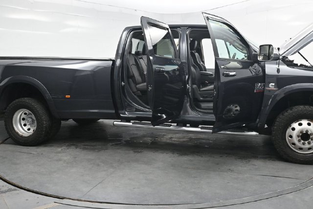 Used 2016 RAM 3500 Laramie AWD/4WD image 46