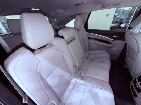 Used 2017 Acura MDX FWD w/ Technology Package image 12