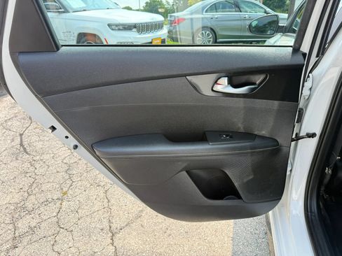 Used 2021 Kia Forte GT-Line FWD image 11