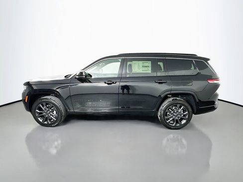 New 2026 Jeep Grand Cherokee L Limited AWD/4WD image 4