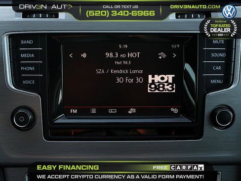 Used 2015 Volkswagen Golf Launch Edition image 14