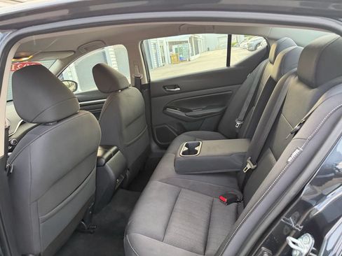 Used 2021 Nissan Altima 2.5 SV FWD image 12