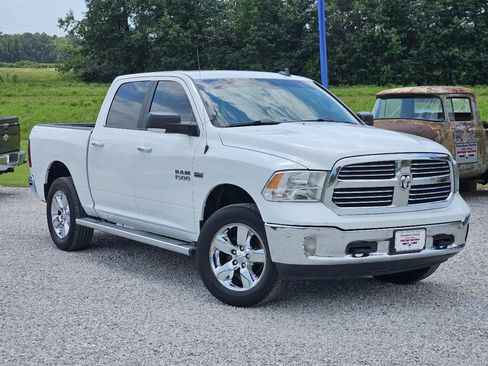 Used 2017 RAM 1500 Big Horn AWD/4WD image 2