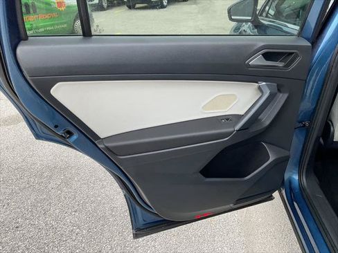 Used 2019 Volkswagen Tiguan SEL w/ 3rd Row Seat Package AWD/4WD image 21