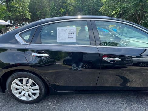 Used 2017 Nissan Altima 2.5 S w/ Power Driver Seat Package FWD image 10