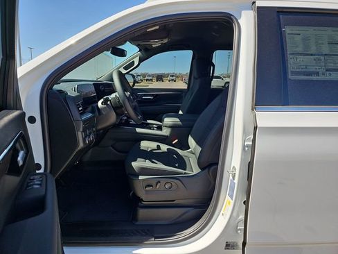 New 2026 Chevrolet Suburban LS w/ Max Trailering Package RWD image 19