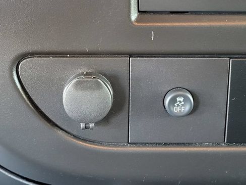 Used 2024 GMC Savana 2500 w/ Driver Convenience Package RWD image 14