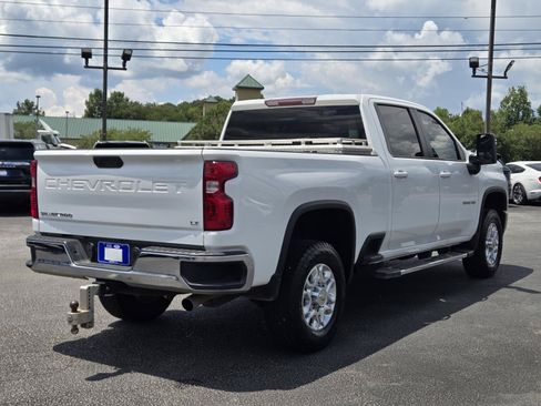 Used 2023 Chevrolet Silverado 3500 LT w/ Convenience Package AWD/4WD image 8