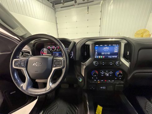 Used 2020 Chevrolet Silverado 1500 LT Trail Boss image 38