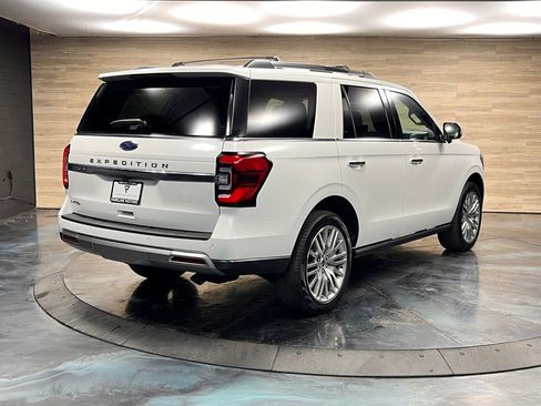Used 2024 Ford Expedition Limited w/ Excursion Package AWD/4WD image 27