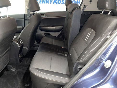 Used 2018 Kia Sportage LX AWD/4WD image 15