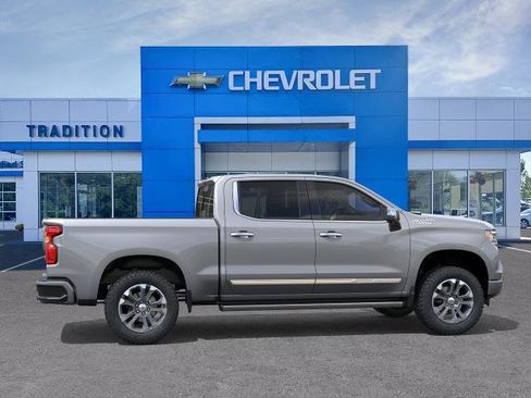 New 2026 Chevrolet Silverado 1500 High Country w/ Technology Package AWD/4WD image 5