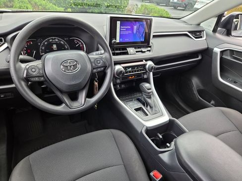 Certified 2025 Toyota RAV4 LE FWD image 7