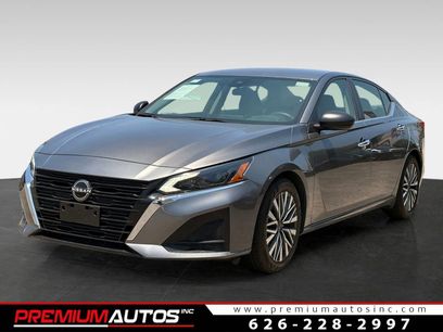 Used 2024 Nissan Altima 2.5 SV