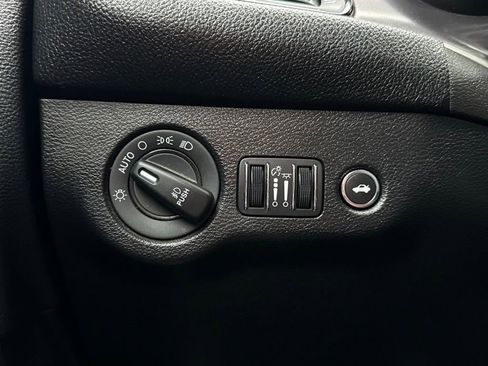 Used 2021 Dodge Challenger R/T w/ Blacktop Package RWD image 21