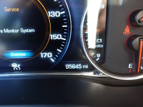 Used 2019 GMC Acadia Denali w/ Technology Package FWD image 54