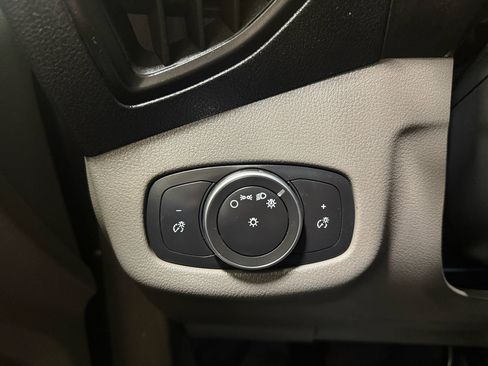 Used 2022 Ford Transit Connect XL image 13