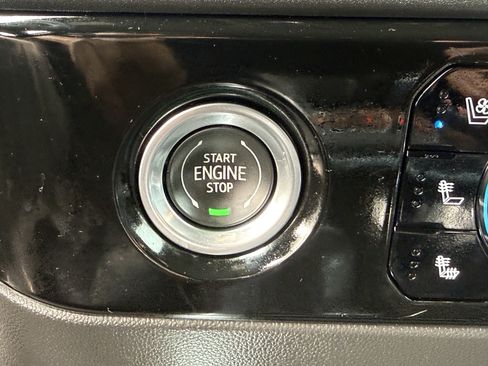 Used 2023 GMC Sierra 1500 SLT w/ SLT Premium Package image 22