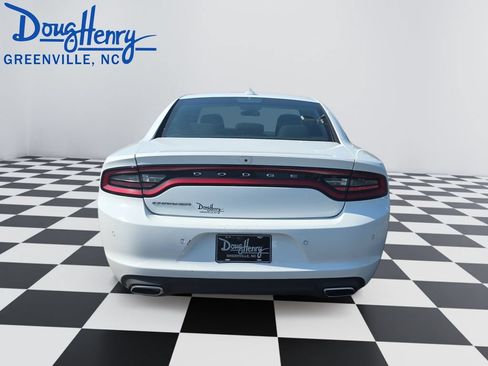 Used 2023 Dodge Charger SXT RWD image 4