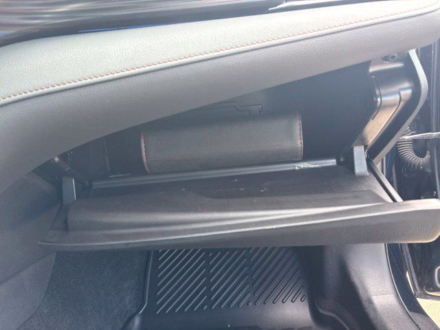 Used 2018 Toyota Camry XLE FWD image 32