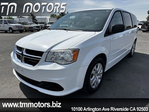 Used 2016 Dodge Grand Caravan SE w/ Quick Order Package 29E SE image 1