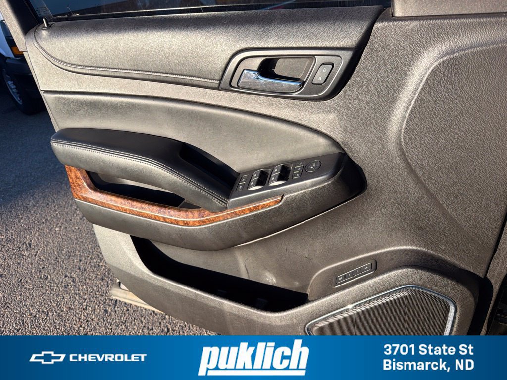 Used 2016 Chevrolet Suburban LTZ AWD/4WD image 19