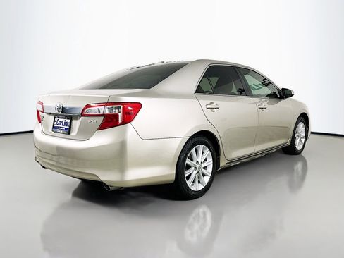 Used 2013 Toyota Camry XLE FWD image 8