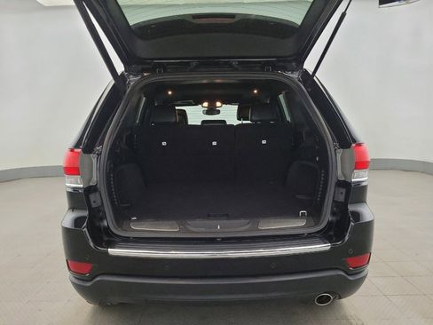 Used 2018 Jeep Grand Cherokee Limited AWD/4WD image 29