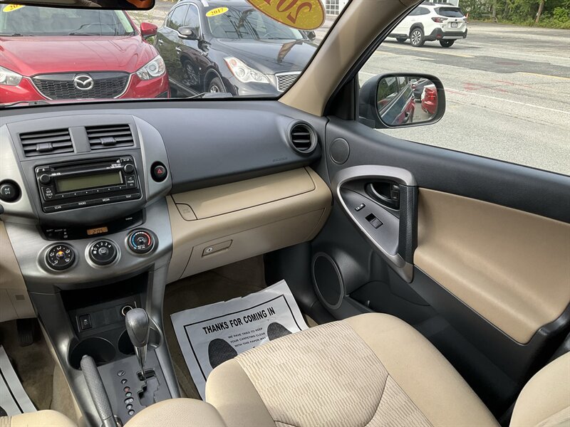 Used 2012 Toyota RAV4 4WD w/ Value Pkg image 17