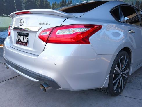 Used 2016 Nissan Altima 3.5 SL w/ 3.5 Technology Package image 49