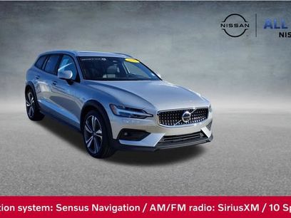 Used 2025 Volvo V60 B5 Cross Country Plus