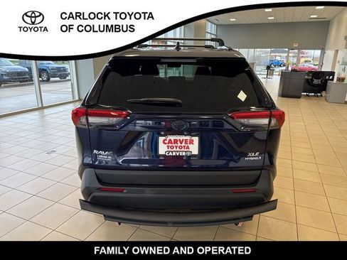 Used 2024 Toyota RAV4 XLE w/ Convenience Package image 8