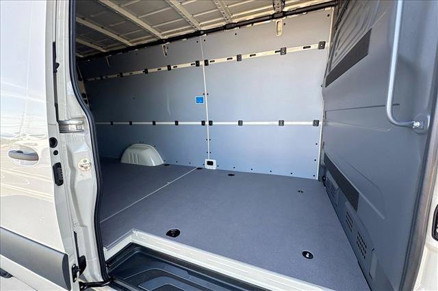 New 2026 Mercedes-Benz Sprinter 2500 image 22