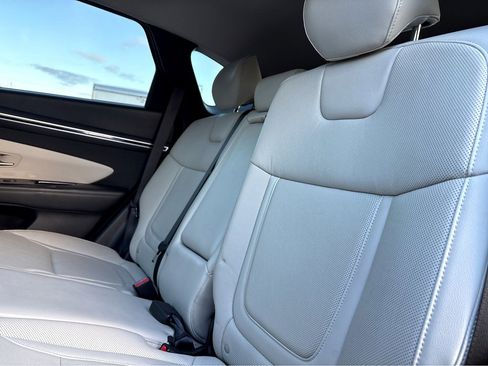 Used 2022 Hyundai Tucson SEL w/ Convenience + Premium Package image 16