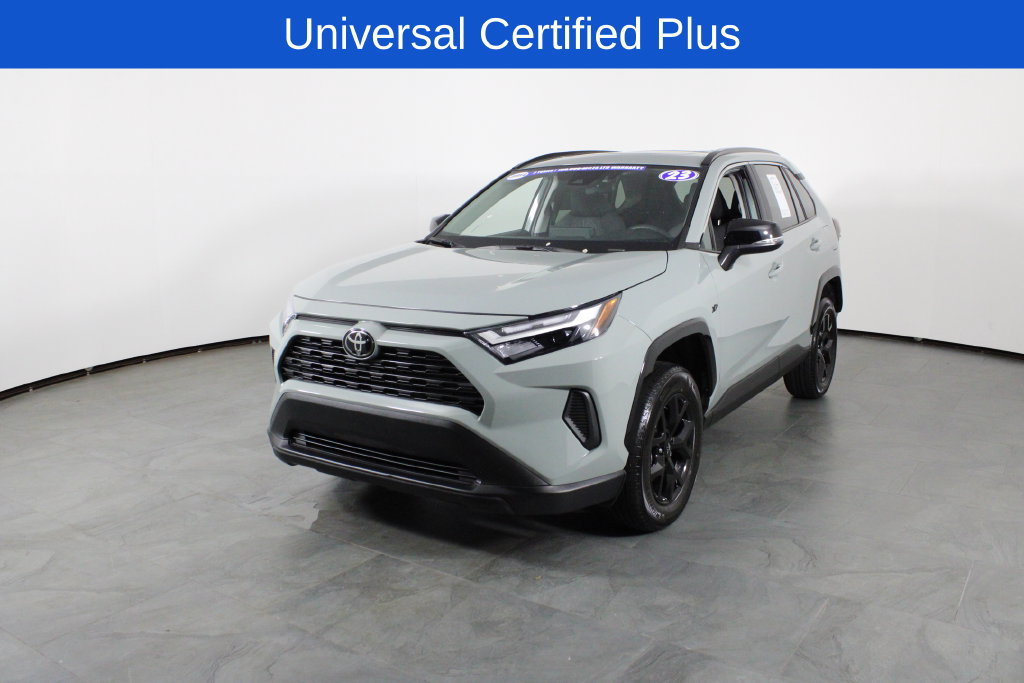 Used 2023 Toyota RAV4 XLE w/ Convenience Package FWD image 2