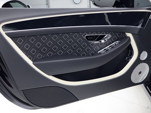 Used 2024 Bentley Continental GT Speed image 54