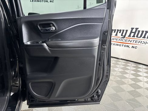 Used 2023 Honda Ridgeline RTL-E image 26