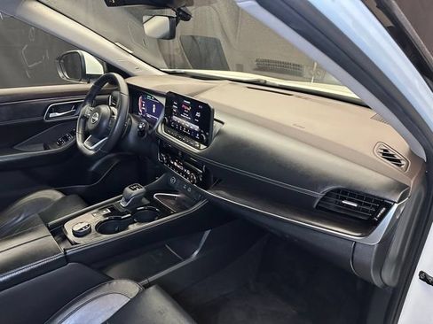 Used 2023 Nissan Rogue Platinum w/ Platinum Premium Package AWD/4WD image 17