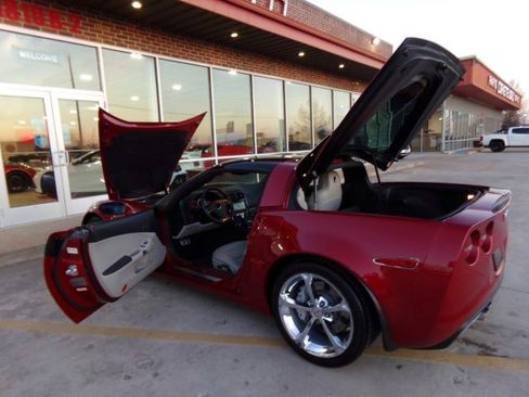 Used 2012 Chevrolet Corvette Grand Sport w/ 3LT Preferred Equipment Group image 13