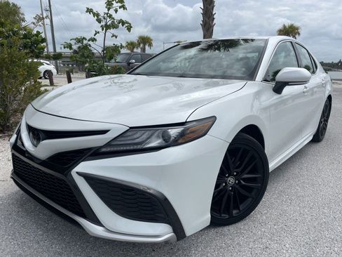 Used 2023 Toyota Camry XSE FWD image 31