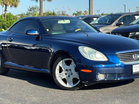 Used 2004 Lexus SC 430 Convertible RWD image 2