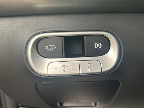 Used 2024 Genesis GV60 Advanced image 30